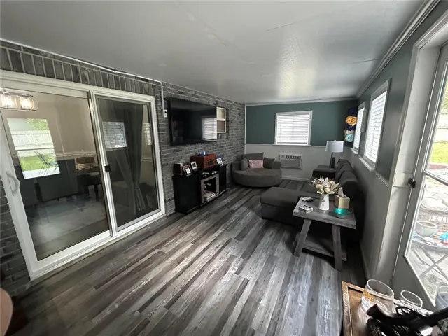 Bonus room.
