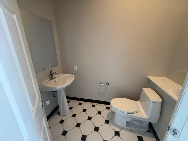 1170