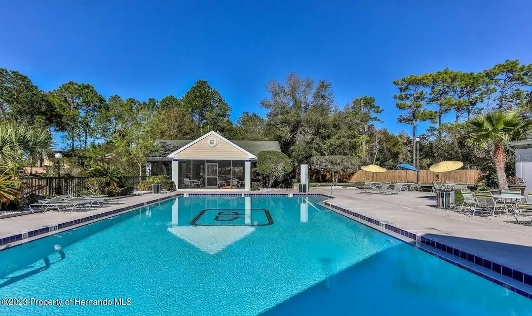 Community Pool, Spa and BBQ area