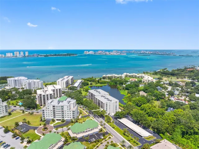 Waterfront & Golf Community