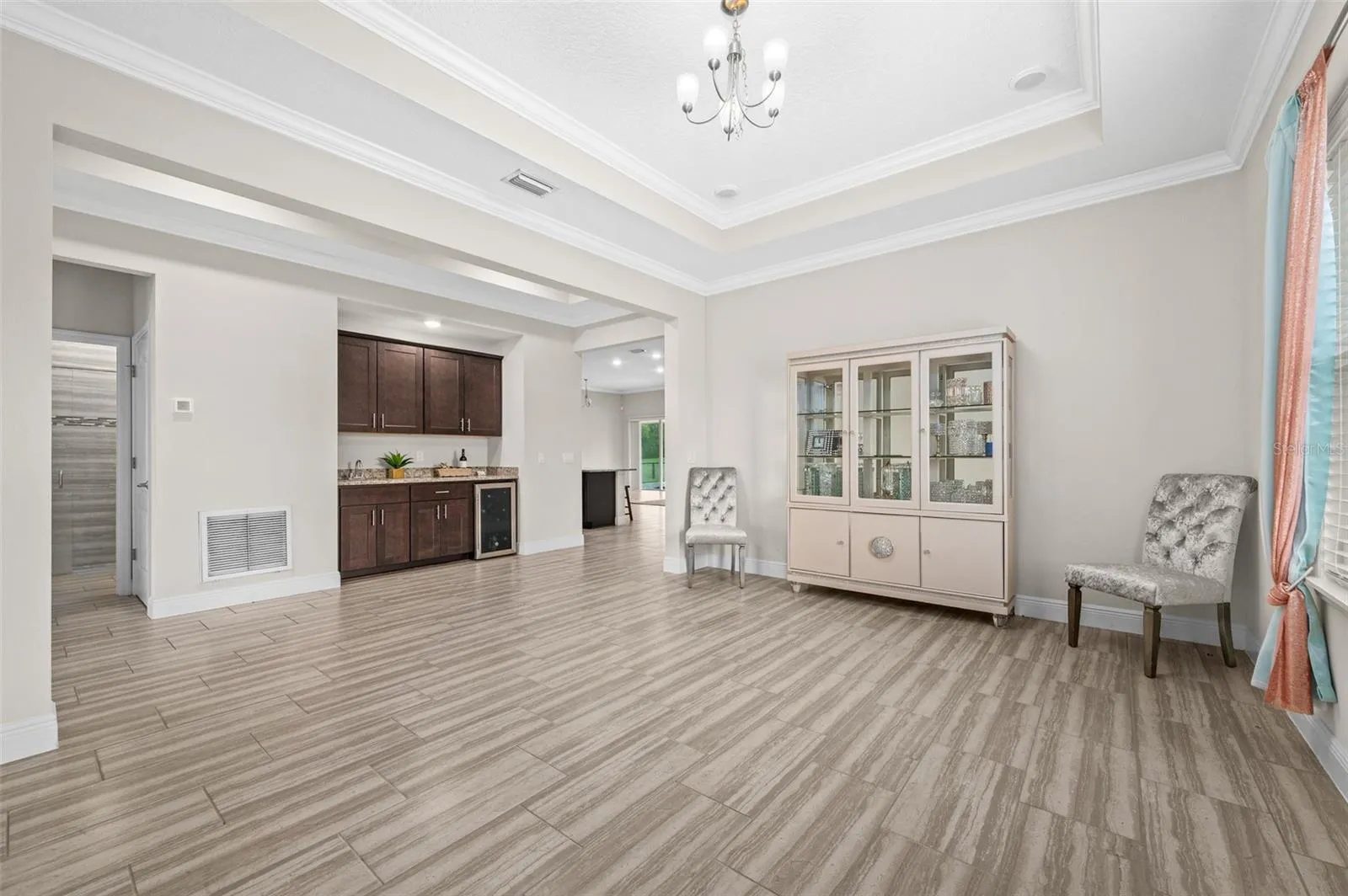 Formal dining