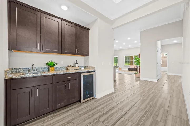 Wet bar