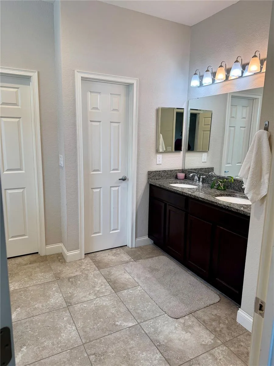 Primary vanity