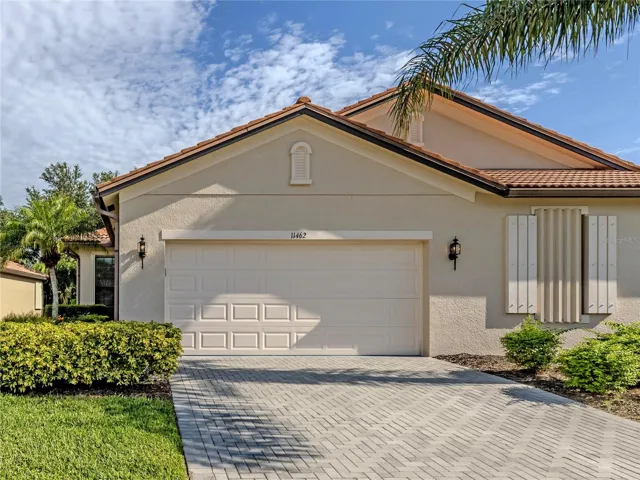 Welcome to 11462 Bertolini Drive  Southern Exposure Front