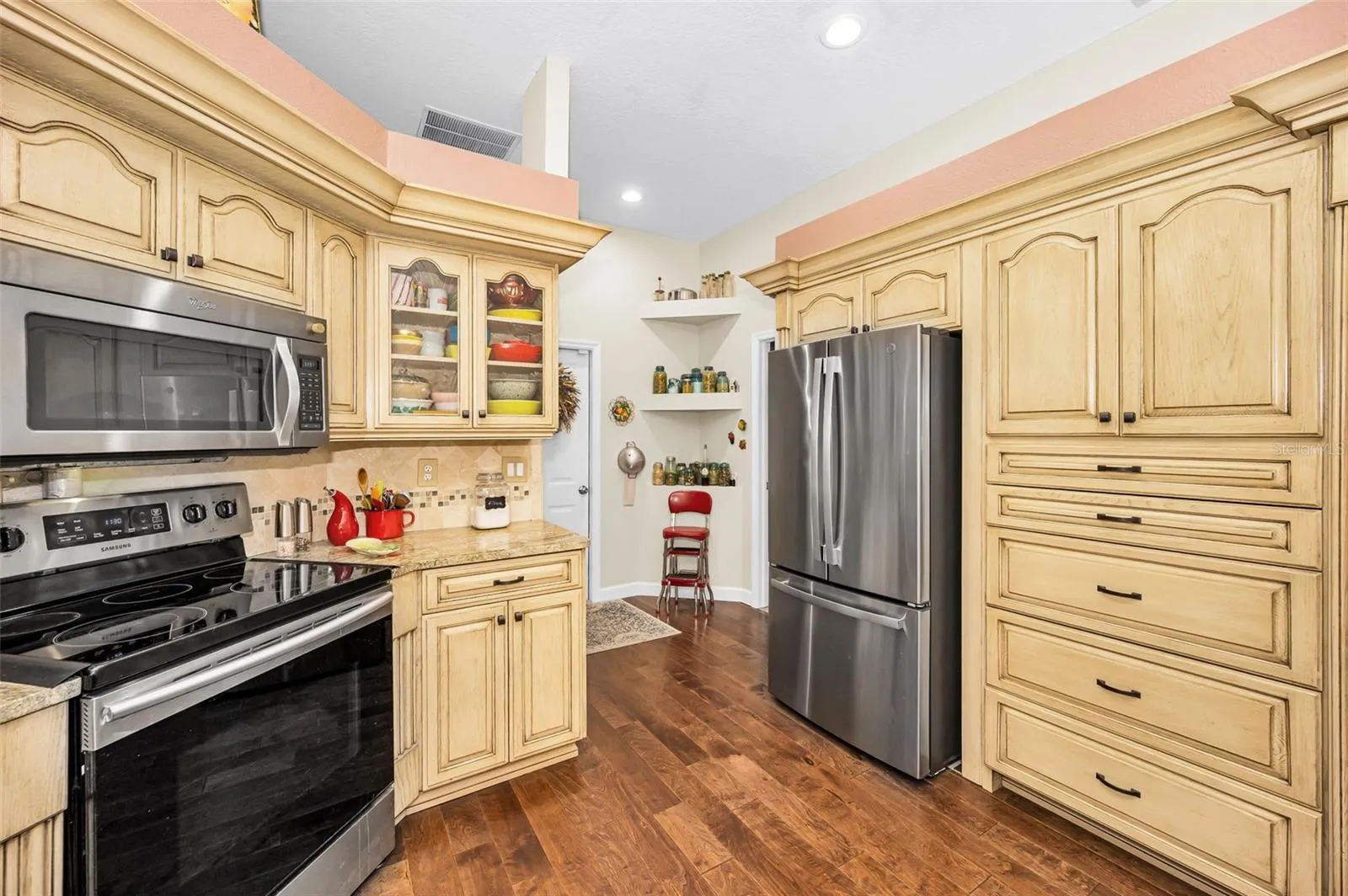 Updated kitchen - tile backsplash