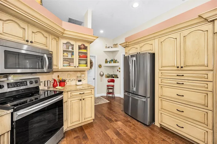 Updated kitchen - tile backsplash