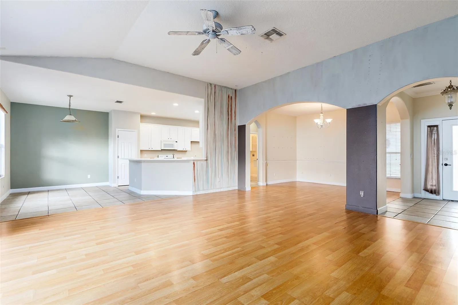 Open Main Living