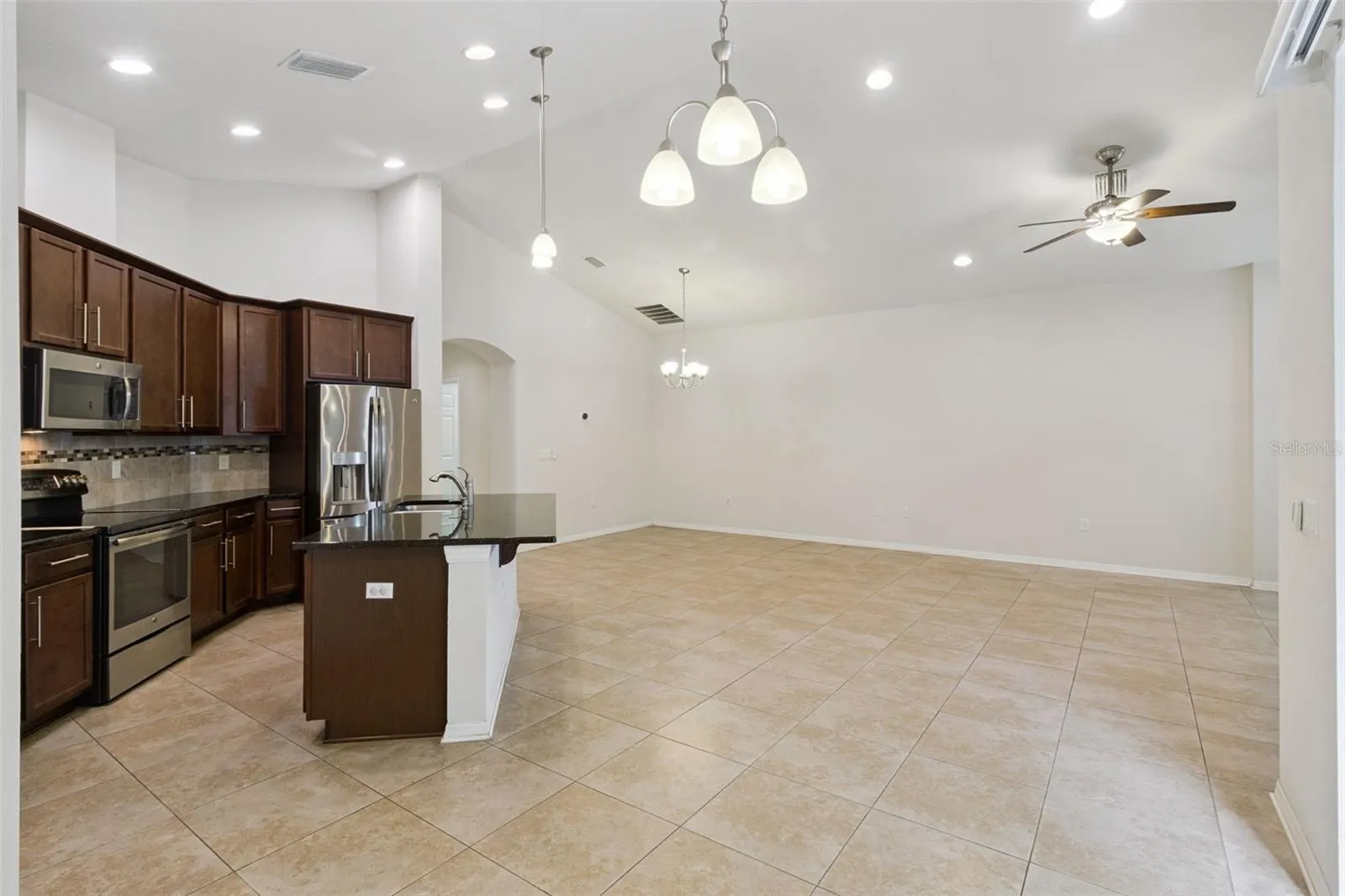 Dinning/Living Room
