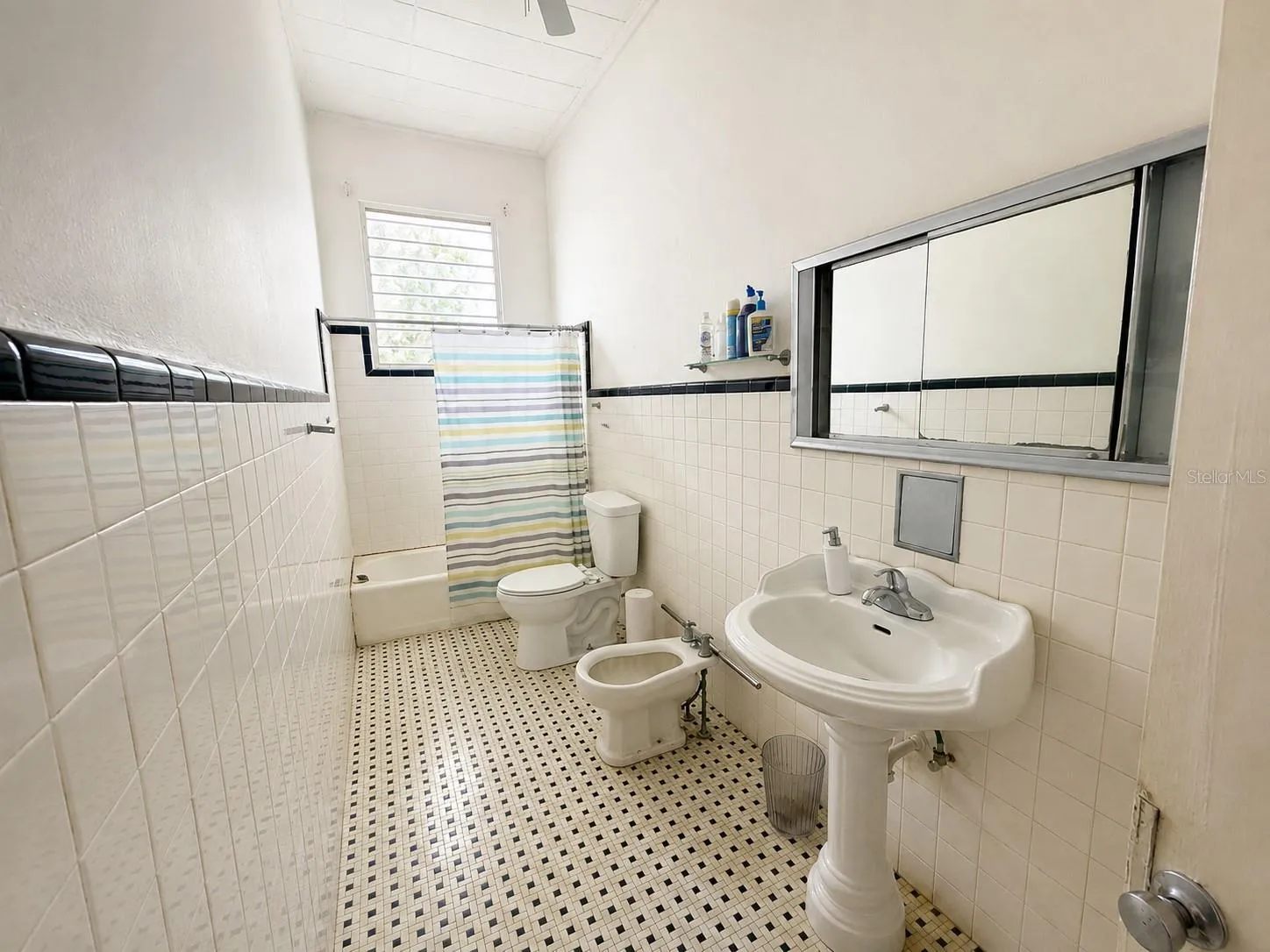 Bathroom First Floor (Ai Enhanced)
