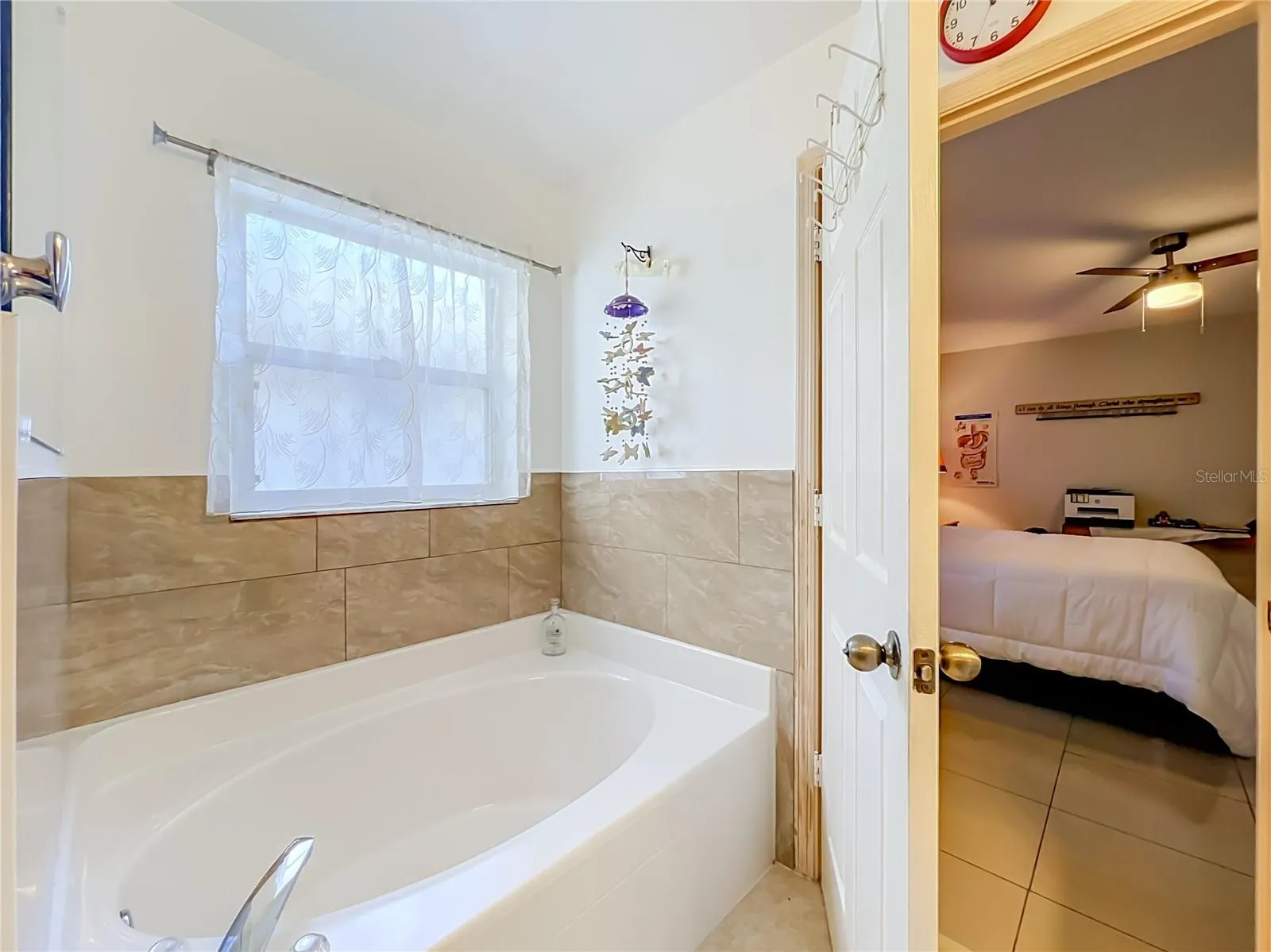 Soaking tub in Primary bathroom
