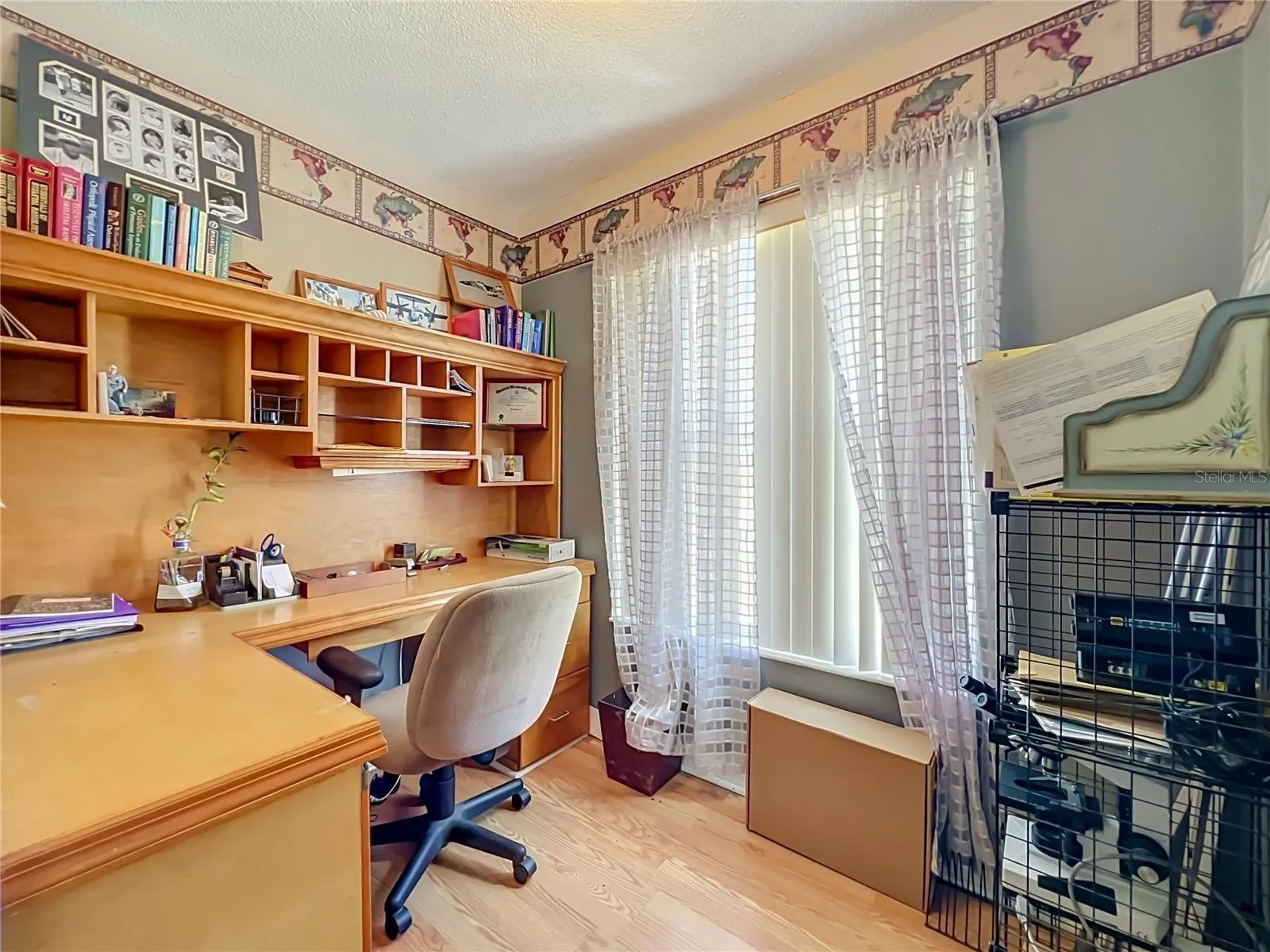 Office off the Bonus room