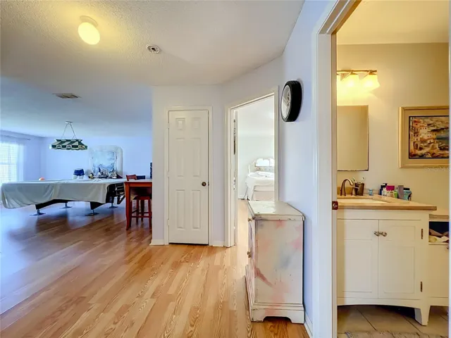 Bonus room, closet, 3 bedrooms and 1 bath are the 2nd floor