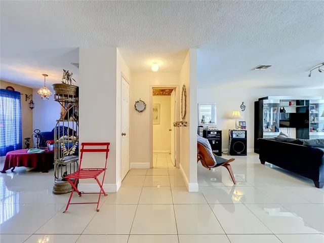 Hall to 1/2 bath