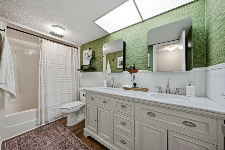 Primary bath features dual sinks