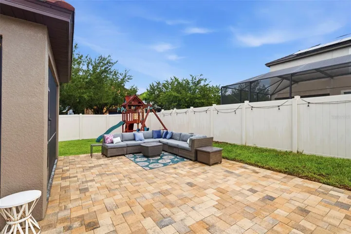 Relaxation and Entertaining Area