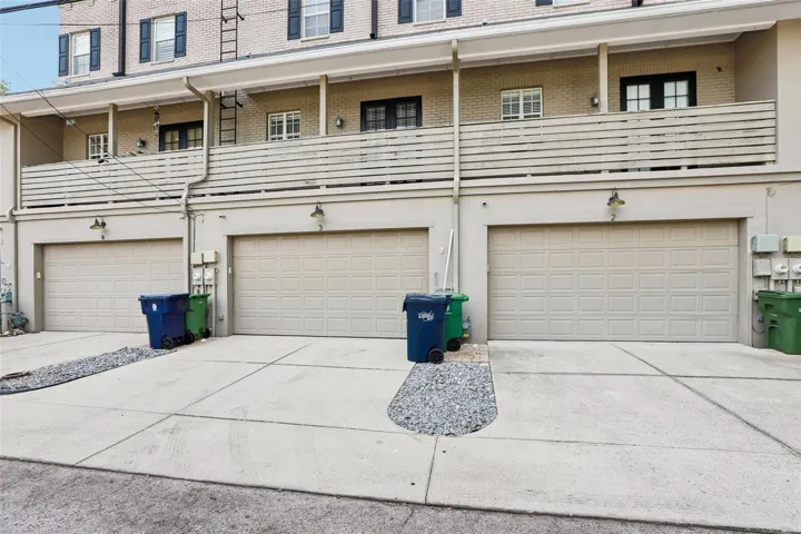 2-car garage access