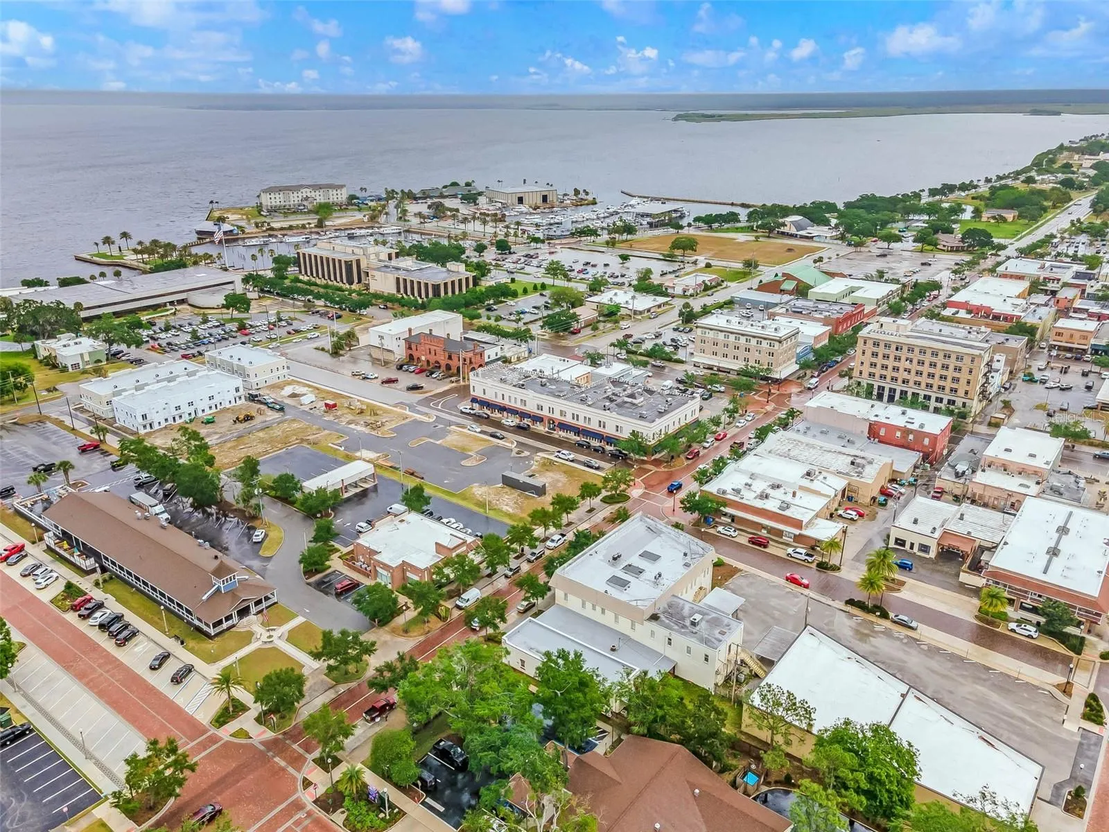 Historic Downtown Sanford/ Lake Monroe