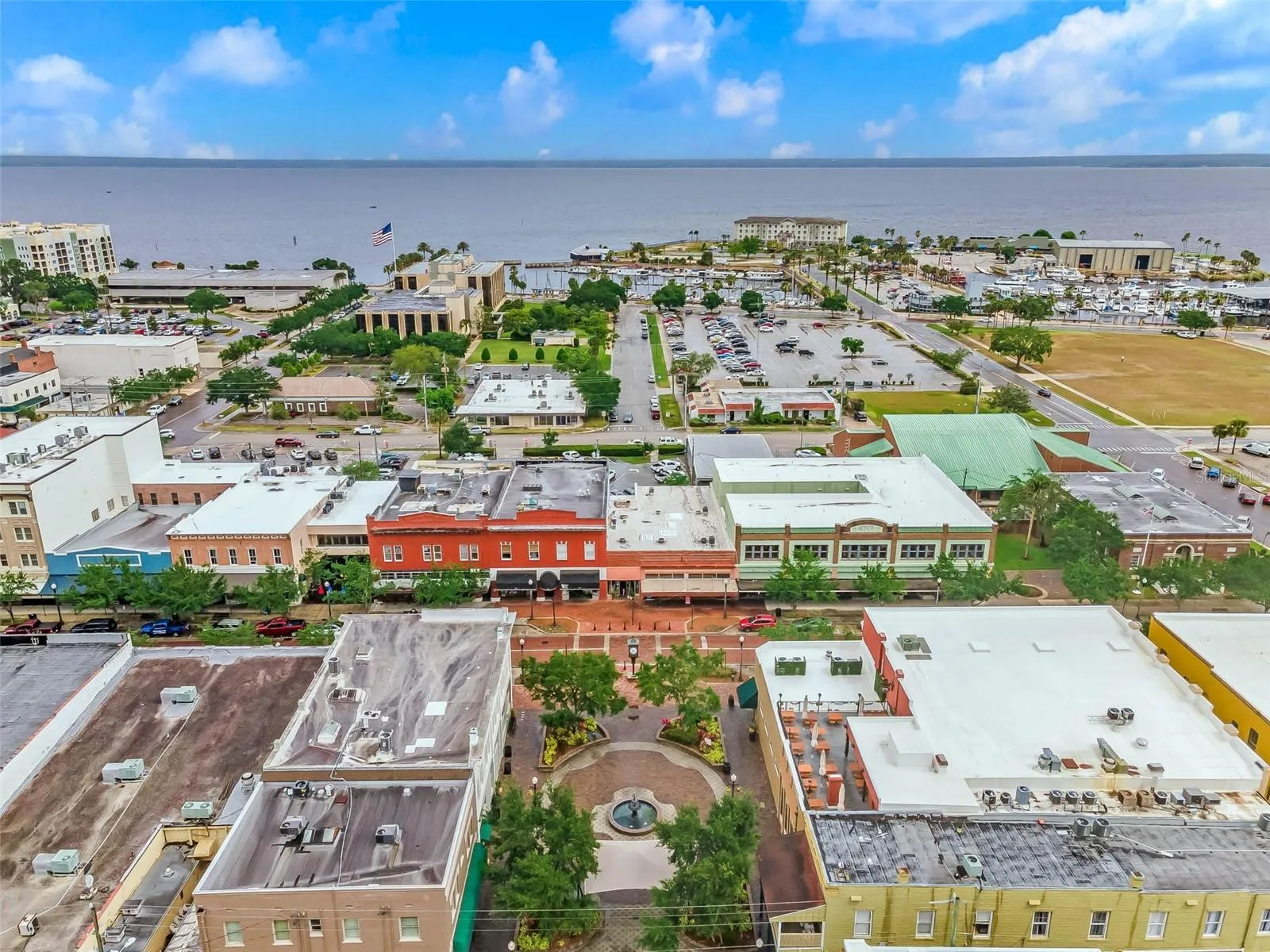 Historic Downtown Sanford/ Lake Monroe