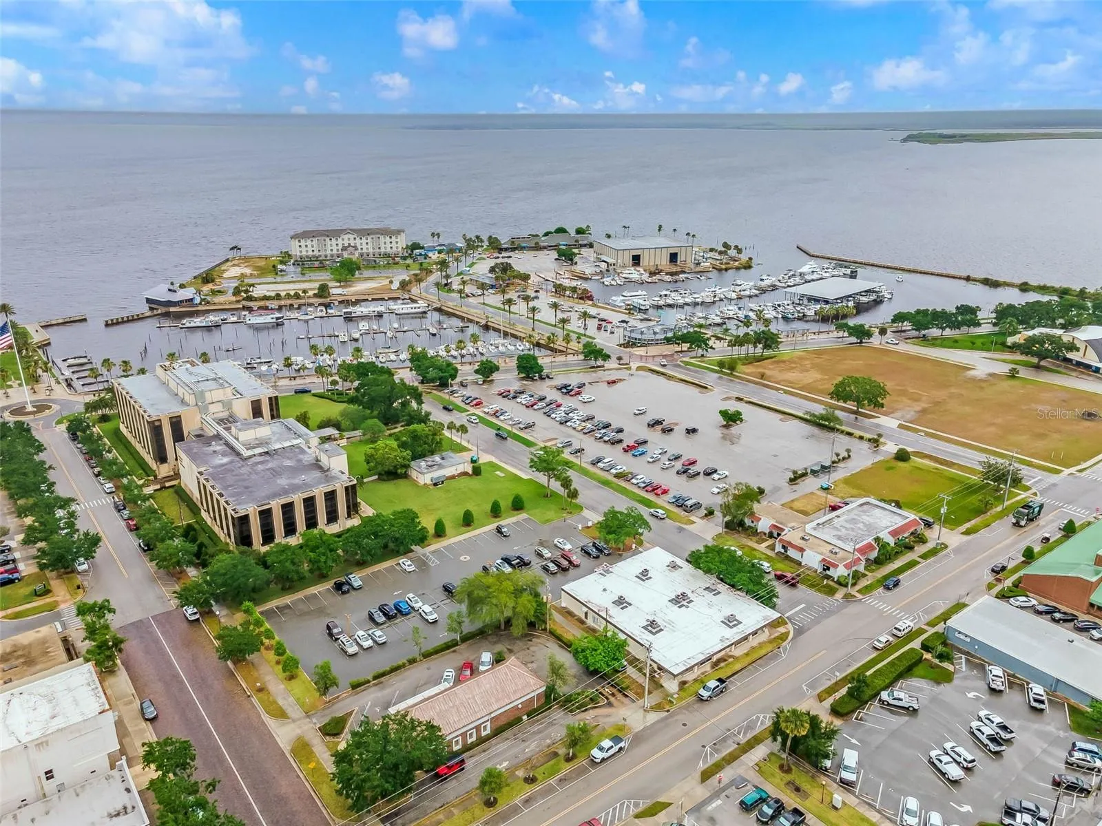 Historic Downtown Sanford/ Lake Monroe