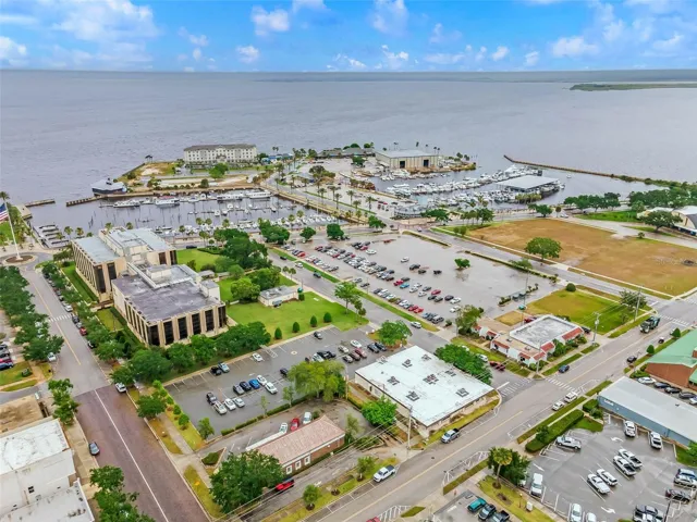 Historic Downtown Sanford/ Lake Monroe