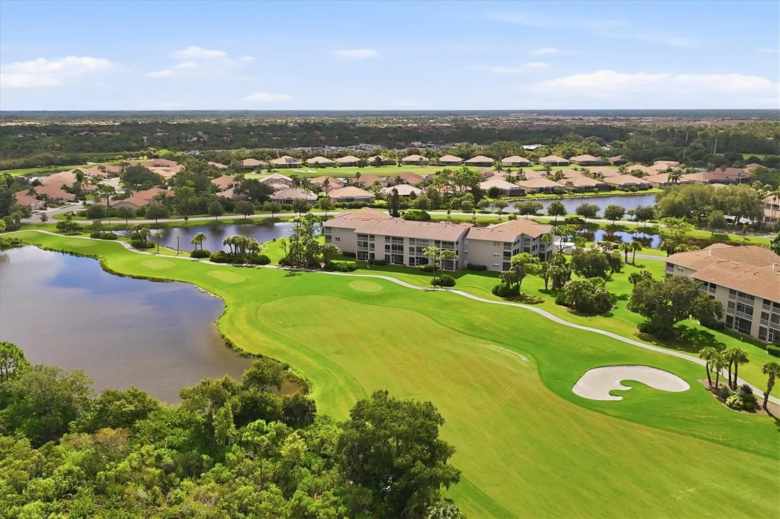 View behind condo 4107