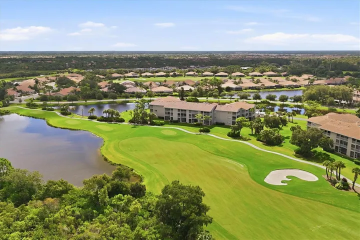 View behind condo 4107