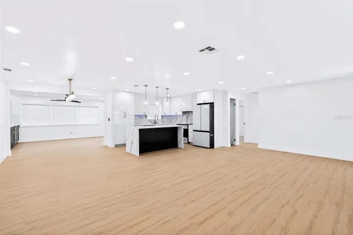 OPENED CONCEPT