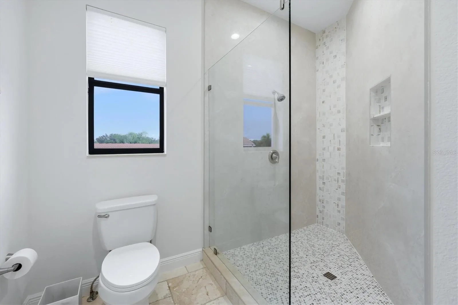 Second Floor Full Bathroom