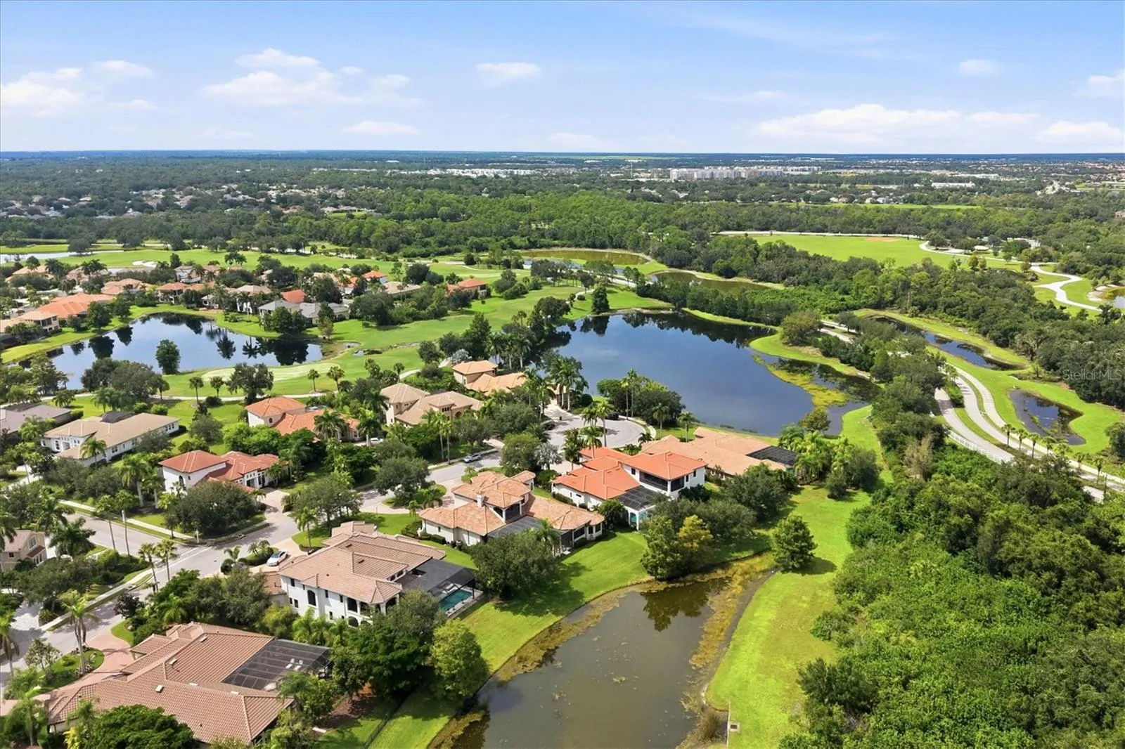 Beautiful culdesac location