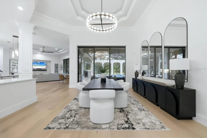 Massive Dining roon with 10 ft Sliders