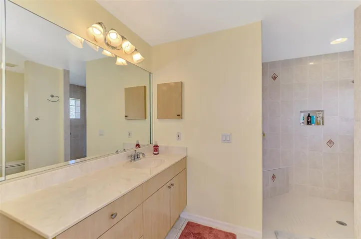 Extended vanity