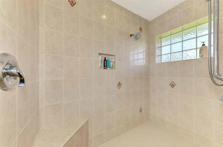 Shower seat