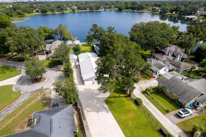 503 Gatlin Ave. on Lake Jennie Jewel