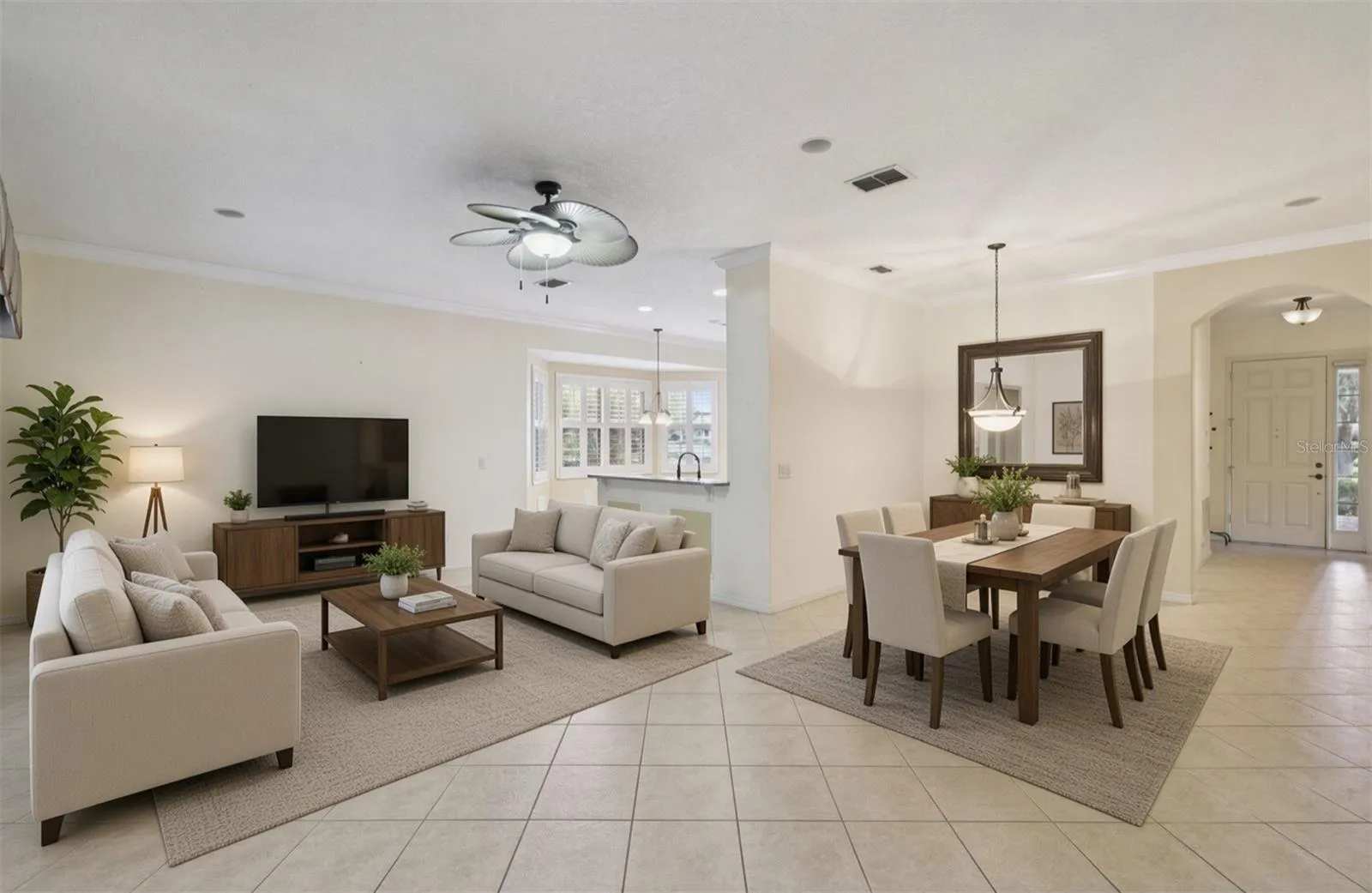 Living/dining/kitchen