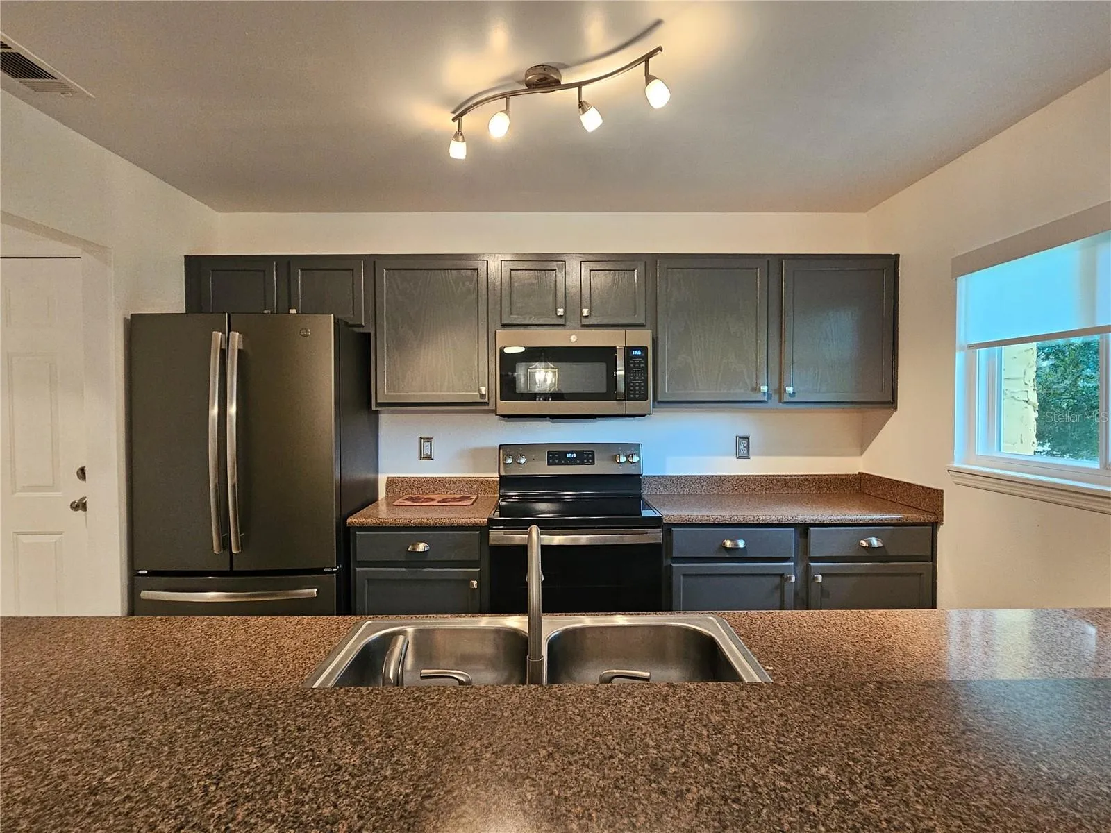Kitchen and Dining Area Pass Through