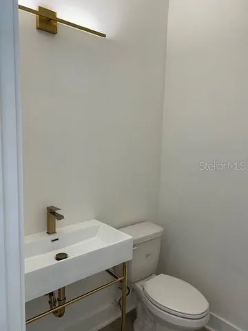 1st FL powder bath