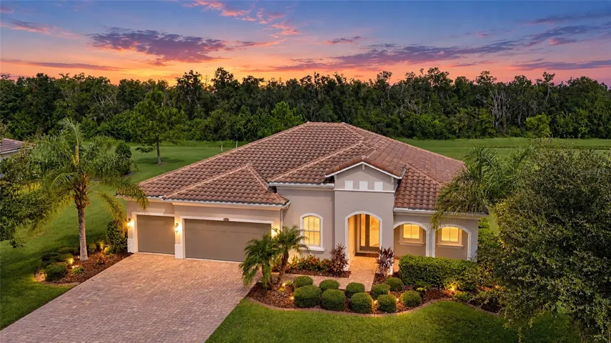 2779 Sq Ft, .059 Acre, 4 BD, 3 Full Baths, 2016