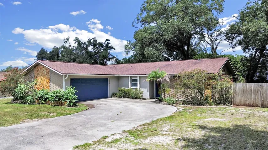 11506 Whisper Ridge Ct, Riverview