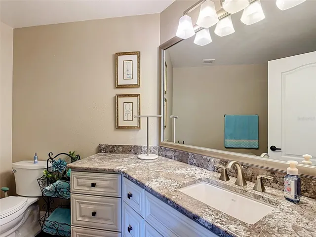2nd Bathroom