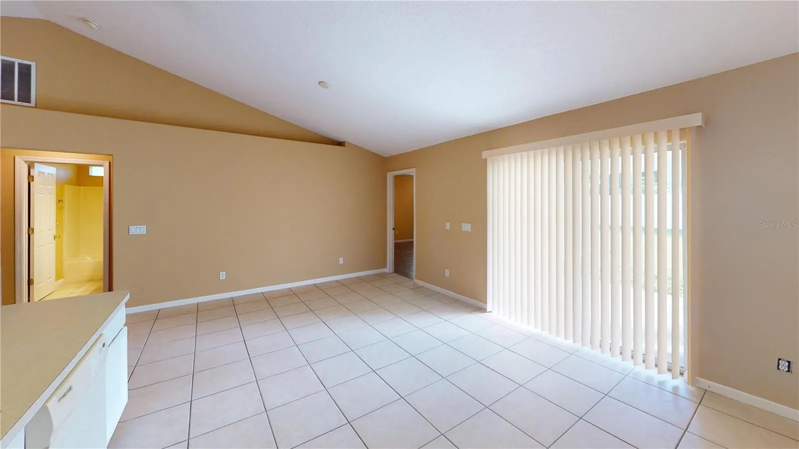 18 Lloleeta Path Unit A