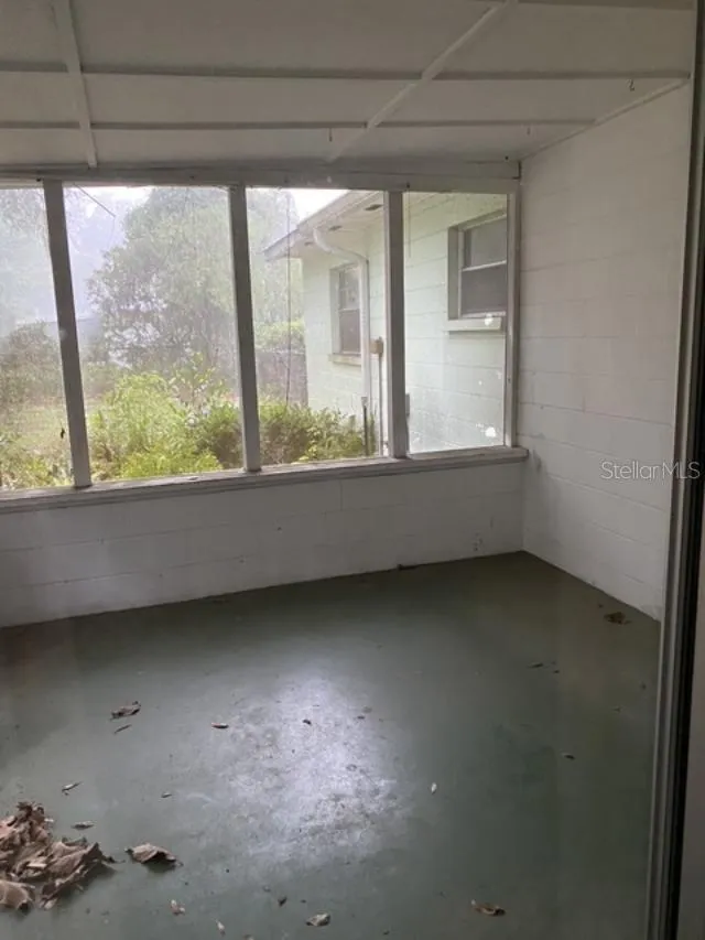 SCREENED PORCH