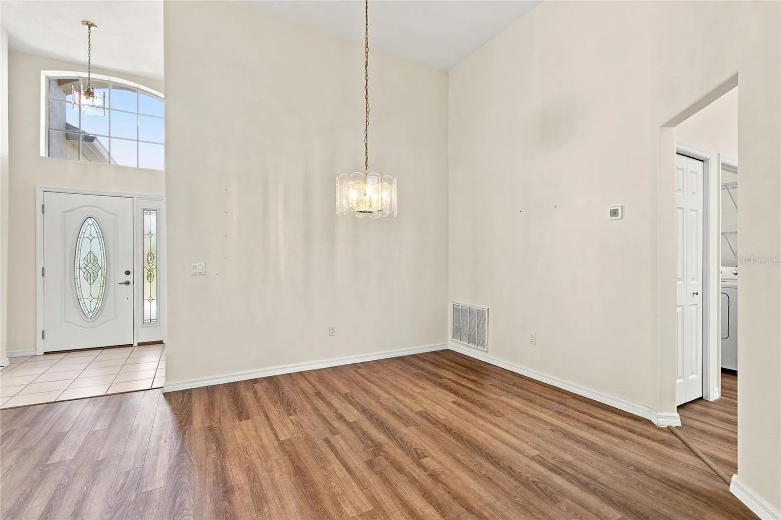 Great room dining area