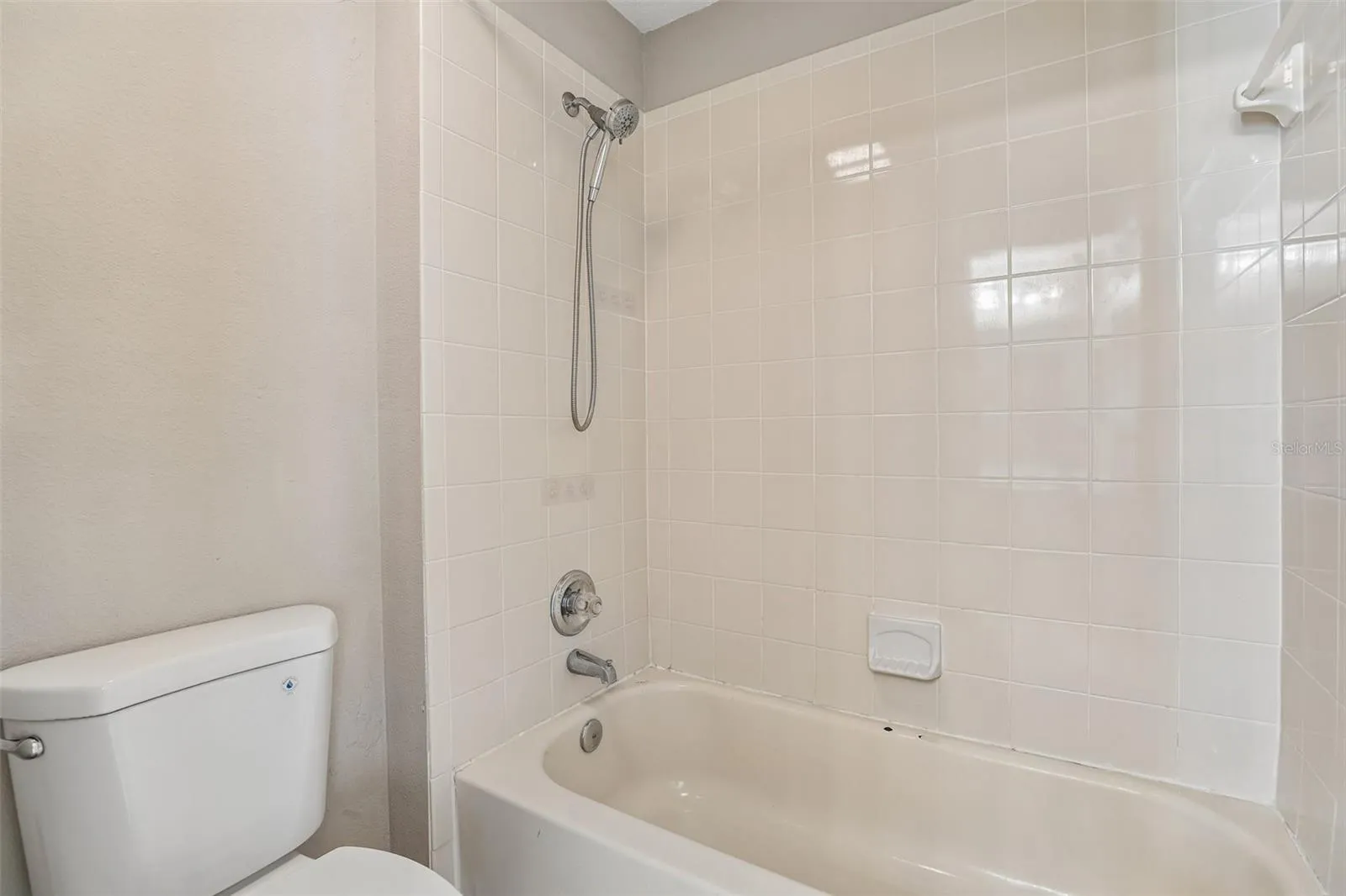 Jack & Jill Bath.