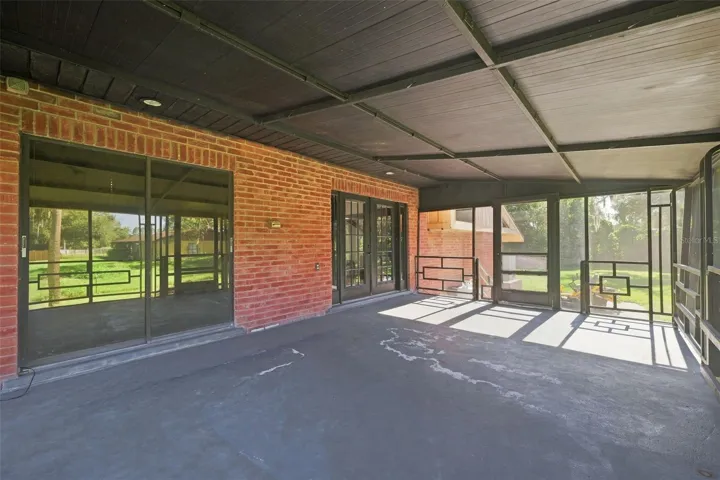 Screened Patio