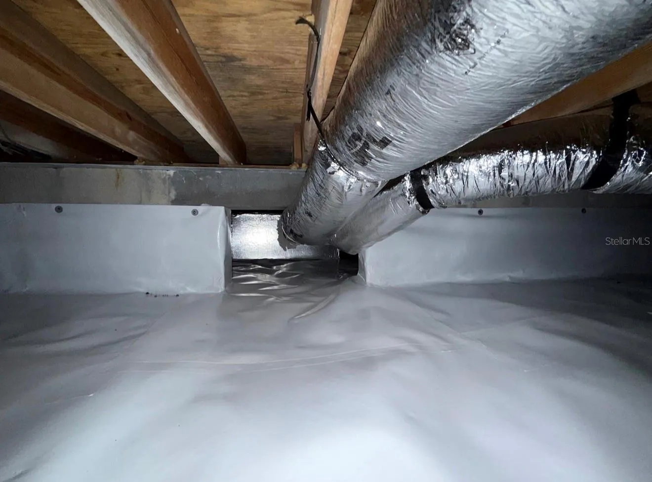 encapsulated Crawl space with dehumidification.