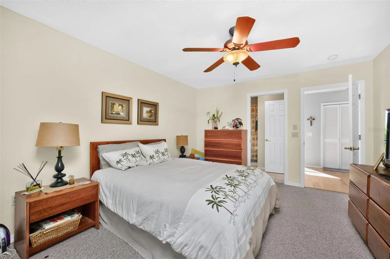 The guest bedroom also has direct access the the guest bathroom.