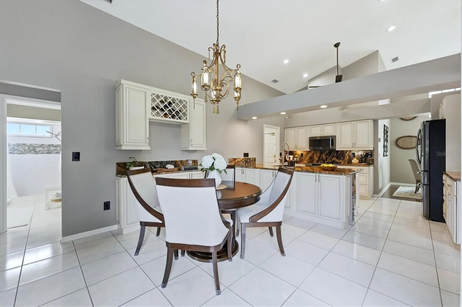 Eat in Kitchen
