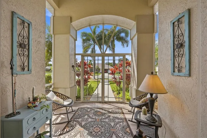 Screened front porch