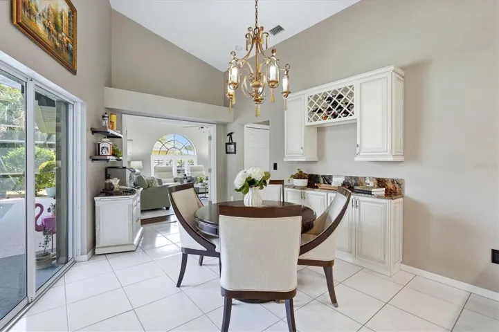 Eat in Kitchen