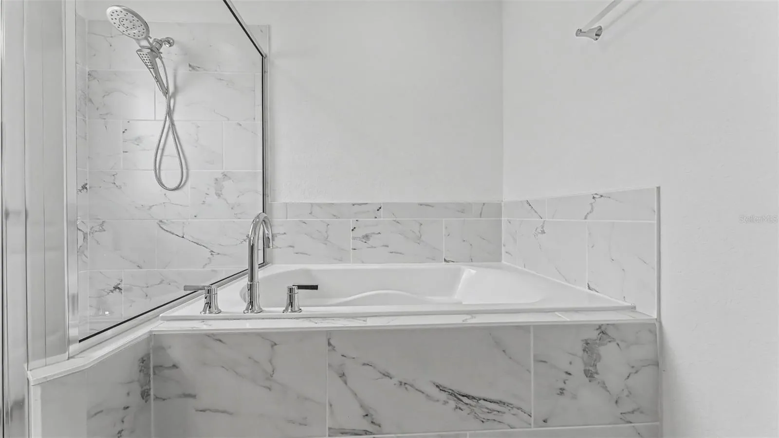 Primary Tub